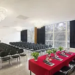 Park Moskva מלון