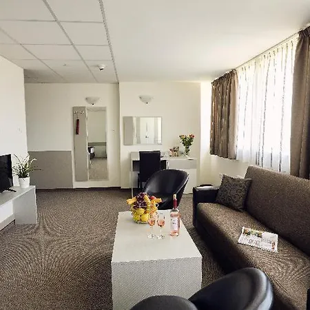 パーク モスクワ 3*