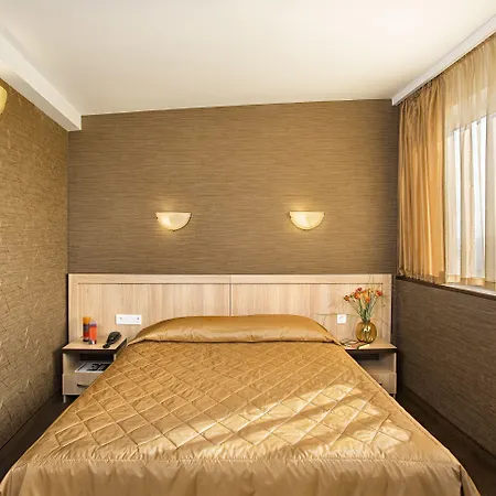 Hotell Park Moskva 3*
