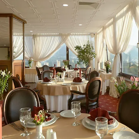 فندق Park Moskva 3*