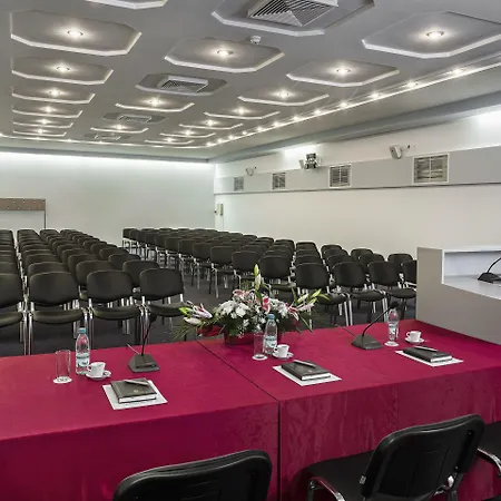 パーク モスクワ 3*