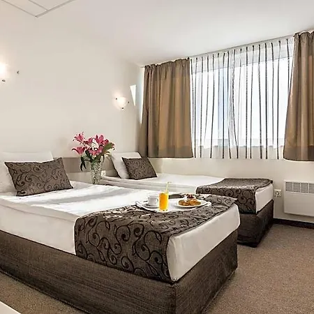 Park Moskva 3*