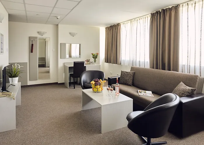 パーク モスクワ 3*